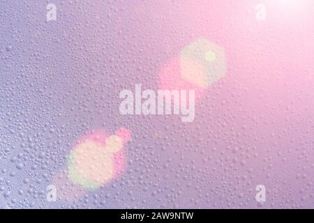 Verre brumé humide avec gouttes d'eau et de rosée. Fond de texture Banque D'Images