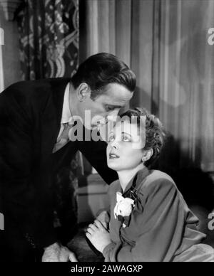 1941 , HOLLYWOOD , États-Unis : le célèbre acteur de cinéma HUMPHREY BOGART ( 1899 - 1957 ) avec MARY ASTOR , pubblica encore par LE FALCON MALTAIS ( il mi Banque D'Images