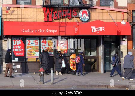 [Boutique historique] Wendy's, 79 E 125th St, New York, NYC photo d'un restaurant de restauration rapide à Harlem, Manhattan Banque D'Images