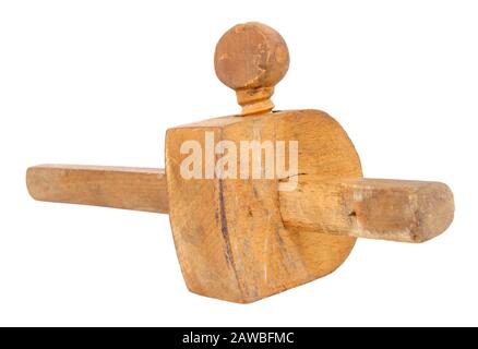 Ancien outil de gabarit de travail du bois isolé sur un fond blanc Banque D'Images