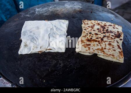 La cuisine turque célèbre est le gozleme Banque D'Images