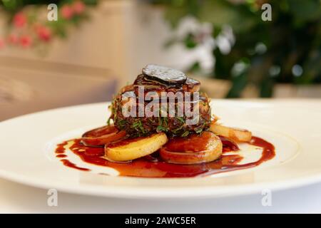 Filet mignon steak gros plan, servi à l'extérieur Banque D'Images