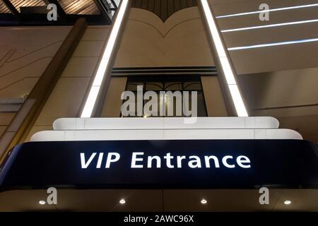 Un billet VIP s'affiche dans le Millennium Dome de North Greenwich, Londres Banque D'Images