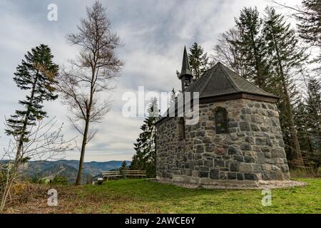 Faites une randonnée sur le Belchen avec une vue panoramique fantastique dans le magnifique Schonau dans la Forêt Noire Banque D'Images