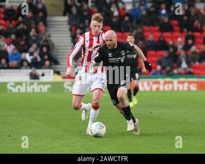 Stoke on Trent, Royaume-Uni. 8 février 2020. Au cours du match de championnat Sky Bet entre Stoke City et Charlton Athletic au Britannia Stadium, Stoke-on-Trent, le samedi 8 février 2020. (Crédit: Simon Newbury | MI News) la photographie ne peut être utilisée qu'à des fins de rédaction de journaux et/ou de magazines, licence requise à des fins commerciales crédit: Mi News & Sport /Alay Live News Banque D'Images