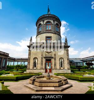 La tour Caballero Alto à l'intérieur du Castillo de Chapultepec, Mexico, Mexique. Banque D'Images