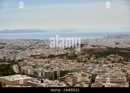 Vue sur la ville d'Athènes en Grèce en été Banque D'Images