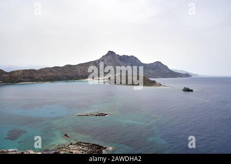 Lagon de Balos vu de l'île de gramvousa en Crète, Grèce en été Banque D'Images