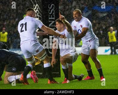 Édimbourg, Royaume-Uni. 8 février 2020. Rugby Union - Murrayfield Stadium, Edimbourg, Ecosse, UK pic montre: Célébrations prématurées par le capitaine de l'Angleterre, Owen Farrell, comme son essai est chassé comme l'Ecosse jouant l'hôte de l'Angleterre dans le Championnat des 6 nations 2020 au Murrayfield Stadium, Édimbourg, le 8 février 2020. ( Crédit: Ian Jacobs/Alay Live News Banque D'Images