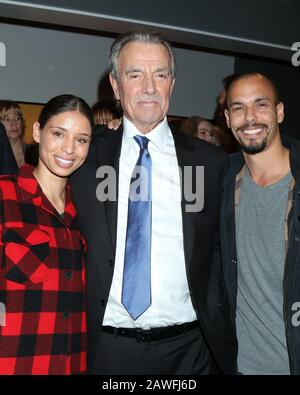 Los Angeles, Californie. 7 février 2020. Brytni Sarpy, Eric Braeden, Bryton James aux arrivées de la célébration du 40ème anniversaire d'Eric Braeden sur LES JEUNES ET LES RESTLESS, Television City, Los Angeles, CA le 7 février 2020. Crédit: Priscilla Grant/Everett Collection/Alay Live News Banque D'Images