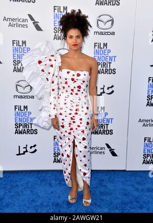 Santa Monica, États-Unis. 8 février 2020. Santa MONICA, CA: 08, 2020: Zazie Beetz aux Prix 2020 de l'Esprit indépendant du film. Crédit Photo : Paul Smith/Alay Live News Banque D'Images