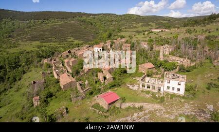 Acrijos village abandonné dans la province de Soria, Espagne Banque D'Images