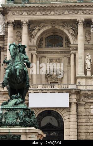 Statue du Prince Eugen en face de la Hofburg Palace Heldenplatz Vienne Banque D'Images