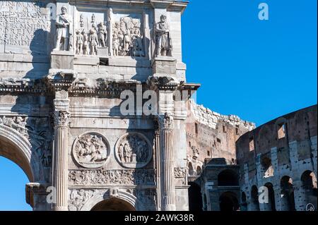 Détails von relief an Konstantinsbogen, Triumphbogen von Kaiser Konstantin, ROM, Latium, Italien, Europa Banque D'Images