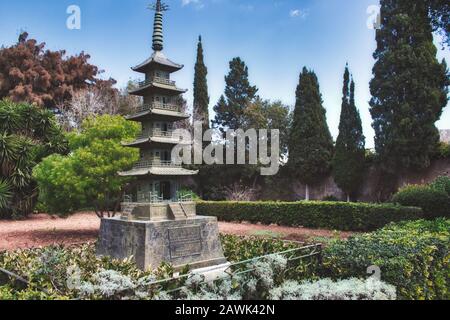 Atard / Malte - 18 octobre 2019: Pagode japonaise dans le jardin de San Anton à Atard, Malte Banque D'Images