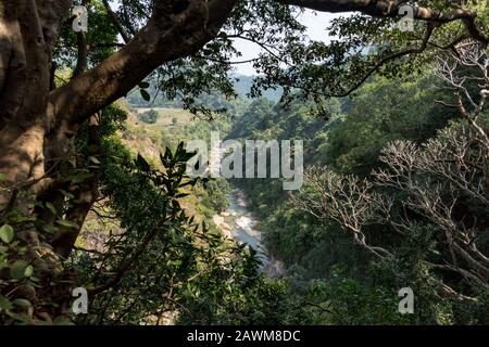 Vue sur la vallée d'Araku et la rivière Gosthani Banque D'Images