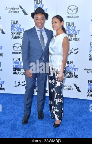 Giancarlo Esposito avec sa fille Shayne Lyra Esposito lors du 35ème Prix annuel de l'Esprit indépendant du film 2020 à la tente sur la plage de Santa Monica. Santa Monica, 8 février 2020 | utilisation dans le monde entier Banque D'Images