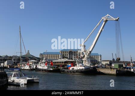 Victoria Wharf Mall Et Table Bay Hotel, Victoria Basin, V&A Waterfront, Cape Town, Table Bay, Western Cape Province, Afrique Du Sud, Afrique Banque D'Images