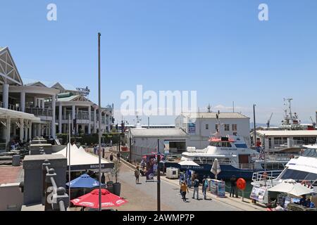 Victoria Wharf, Victoria Basin, V&A (Victoria Et Alfred) Waterfront, Cape Town, Table Bay, Western Cape Province, Afrique Du Sud Banque D'Images