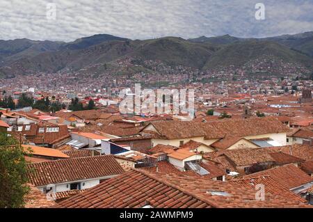 Cusco est une ville près de la vallée d'Urubamba de la chaîne de montagnes des Andes, au pérou Banque D'Images