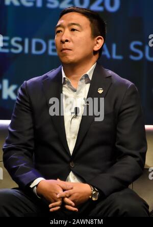 Philadelphie, PA, États-Unis - 17 SEPTEMBRE 2019 : Andrew Yang au sommet présidentiel des travailleurs au centre des congrès de Pennsylvanie. Banque D'Images