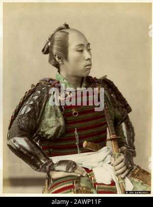 1880 CA, Japon : SAMURAI , généralement appelé bushi ou buke en japonais étaient la noblesse militaire du Japon médiéval et moderne . Photo par Banque D'Images