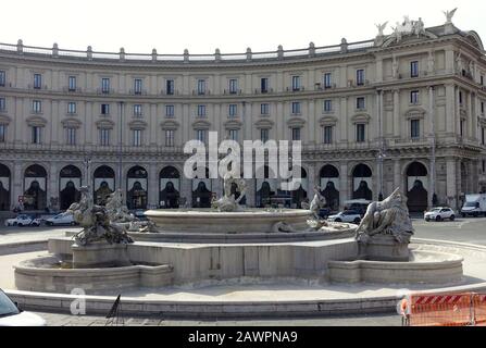 Fontana Delle Naiadi - Rome, Italie Banque D'Images