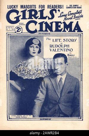 1923 , GRANDE-BRETAGNE : L'acteur italien de cinéma silencieux RUDOLPH VALENTINO ( 1895 - 1926 ) avec la femme NATACHA RAMBOVA sur la couverture du fan de cinéma britannique mag Banque D'Images