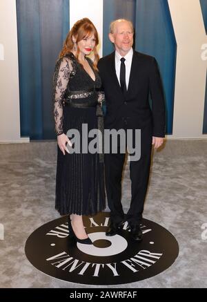 Bryce Dallas Howard et Ron Howard au salon De La Vanité 2020 Oscar Party organisé par Radhika Jones au Wallis Annenberg Center for the Performing Arts à Beverly Hills le 9 février 2020. (Photo de JC Olivera/Sipa USA) Banque D'Images