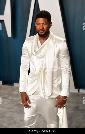 Usher a assisté à la Vanity Fair Oscar Party qui s'est tenue au Wallis Annenberg Center for the Performing Arts à Beverly Hills, Los Angeles, Californie, États-Unis. Banque D'Images