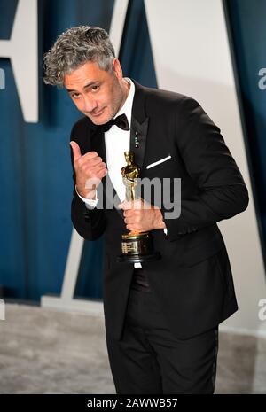 Taika Waititi assister à la Vanity Fair Oscar Party tenue au Wallis Annenberg Center for the Performing Arts à Beverly Hills, Los Angeles, Californie, États-Unis. Banque D'Images