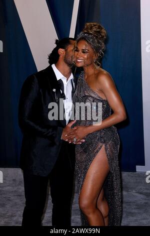 Beverly HILLS, CALIFORNIE - 9 FÉVRIER : Ciara et Russell Wilson assistent à la fête des Oscars 2020 Au Wallis Annenberg Center for the Performing Arts le 9 février 2020 à Beverly Hills, Californie. Photo: Crash/imageSPACE/MediaPunch Banque D'Images