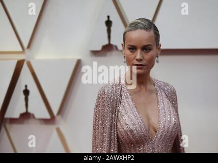 (200210) -- LOS ANGELES, 10 février 2020 (Xinhua) -- Brie Larson arrive pour le tapis rouge des 92ème Academy Awards au Dolby Theatre de Los Angeles, aux États-Unis, le 9 février 2020. (Xinhua/Li Ying) Banque D'Images