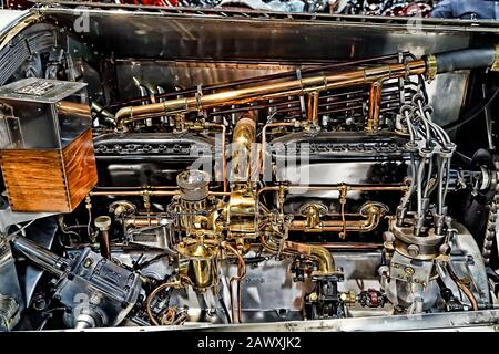 Paris, France. 8 février 2020. Rolls-Royce Silver Ghost 2121   le salon Retromobile ouvre ses portes du 5 au 9 février 2020 à PARIS-EXPO à Paris. Banque D'Images