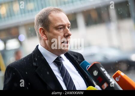 Berlin, Allemagne. 10 février 2020. Henning Otte, représentant de la CDU Allemagne, vient à la réunion du comité exécutif de la CDU dans la Konrad-Adenauer-Haus. Crédit: Bernd Von Jutrczenka/Dpa/Alay Live News Banque D'Images