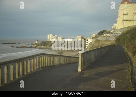 Promenade le long de la côte Basque, pasakdek Banque D'Images