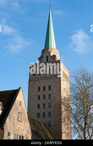 Oxford, Angleterre, Royaume-Uni. 6 février 2020 Architecture Moderne à Oxford. The Tower Of Nuffield College, New Road, Université D'Oxford, Angleterre. Banque D'Images