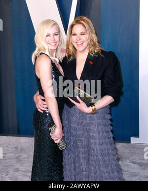 Los Angeles, États-Unis. 9 février 2020. Los ANGELES, CA - FÉVRIER 09: Mary McCormack et Chelsea Handler assistent à La Vanity Fair Oscar Party au Wallis Annenberg Center for the Performing Arts le 9 février 2020 à Los Angeles, Californie. Crédit: Imagespace/Alay Live News Banque D'Images