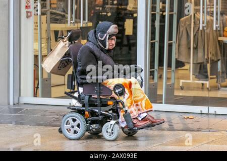 Preston, Southport. 10 février 2020. Démarrage à froid de la journée dans le centre-ville. Crédit: MWI/AlamyLiveNews Banque D'Images