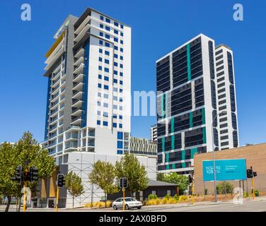 Tours résidentielles de haute densité à Perth WA Australie. Banque D'Images