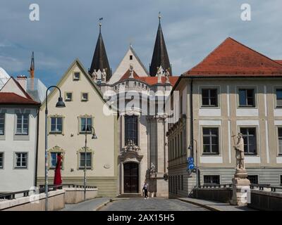Eichstätt, Spitalbrücke Und Dom, Altmühltal, Bayern, Deutschland | Eichstaett, Spitalbrücke Et Cathédrale, Altmuehltal, Bavière, Allemagne Banque D'Images