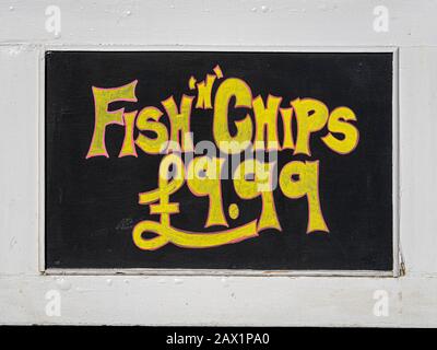 Fish 'n' Chips £9.99 signe, Royaume-Uni. Banque D'Images