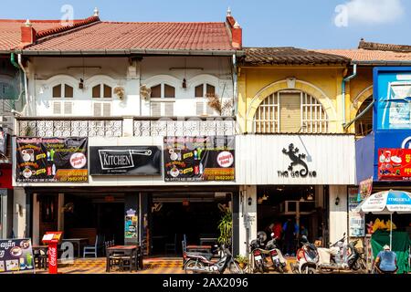 Bâtiments De L'Ère Coloniale, Battambang, Cambodge. Banque D'Images