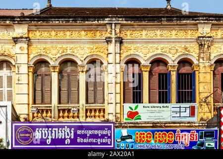 Bâtiments De L'Ère Coloniale, Battambang, Cambodge. Banque D'Images