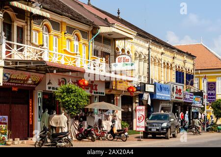 Bâtiments De L'Ère Coloniale, Battambang, Cambodge. Banque D'Images