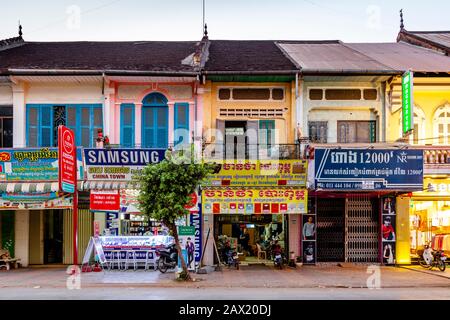 Bâtiments De L'Ère Coloniale, Battambang, Cambodge. Banque D'Images