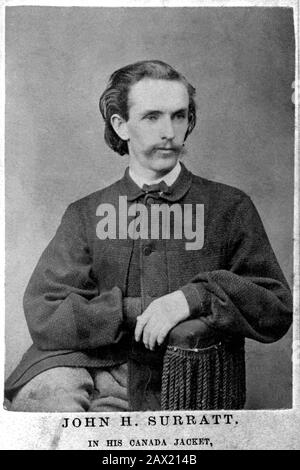 1868, ÉTATS-UNIS : JOHN H. SURRATT JR ( 1844 - 1916 ) . Fils DE MARIE SURRATT ( 1820 - 1865 ) la femme a réputé un des conspirateurs du président américain ABRAHAM LINCOLN ( 1809 - 1865 ) et condamné à mort par pendaison . Photographié par Matthew Brady de Brady & Co. John Harrison Surratt Jr. A évité l'arrestation immédiatement après l'assassinat en fuyant le pays. Il a brièvement servi en TANT que Papal Zouave en ITALIE avant son arrestation et son extradition. Au moment de son retour aux États-Unis, le statut des limitations avait expiré pour la plupart des charges potentielles et il n'avait pas été reconnu coupable . - Président della Banque D'Images