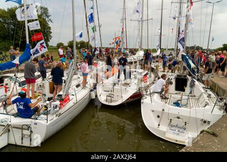 Caranten Normandie France ; rassemblement pour la course de tous les ports yacht Banque D'Images