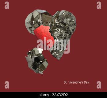 Pyrite minérale en forme de coeur et coeur rouge peint à l'intérieur sur un fond rouge foncé Banque D'Images