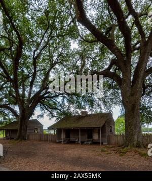 Les quartiers esclaves de la plantation Oak Alley à Vacherie, en Louisiane Banque D'Images